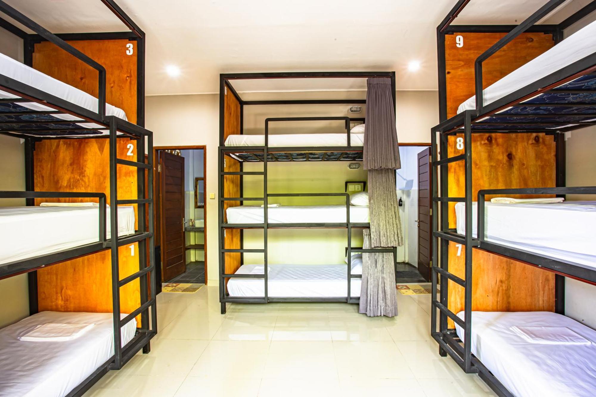 What The Duck Backpackers Canggu Exterior foto