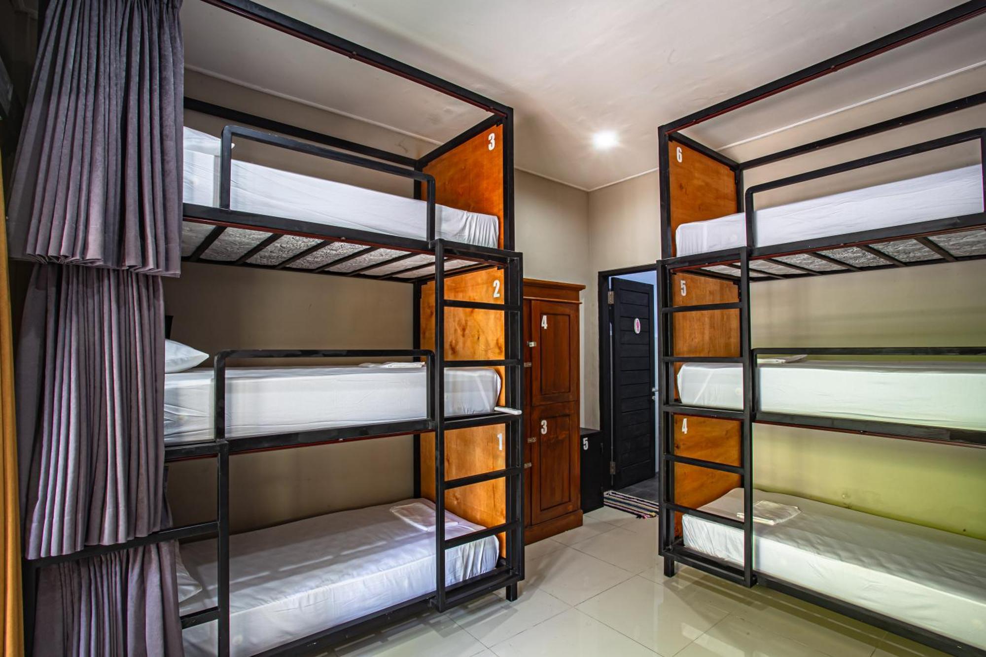 What The Duck Backpackers Canggu Exterior foto